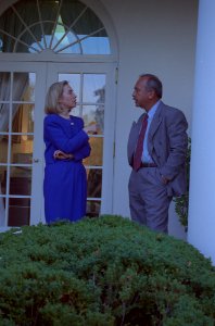 President Bill Clinton and First Lady Hillary Clinton meet with Governor John Waihee of Hawaii and others in the Oval Office (10)