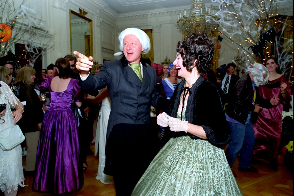 President Bill Clinton and Hillary Clinton dressed as James and Dolly Madison