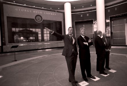President Bill Clinton with former presidents George H. W. Bush, Gerald Ford, and Jimmy Carter