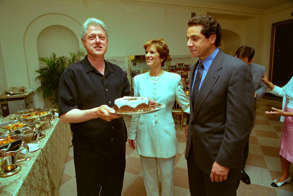 President Bill Clinton at a movie screening outside the Family Theatre of the White House (11)
