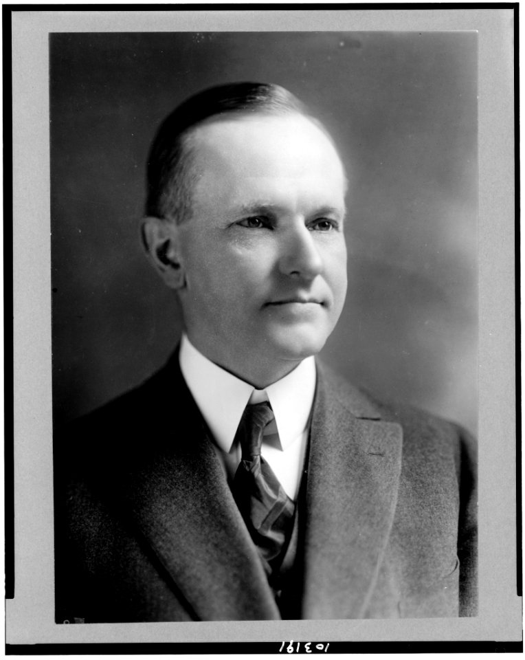 President Calvin Coolidge, head-and-shoulders portrait, facing right LCCN91784345 photo