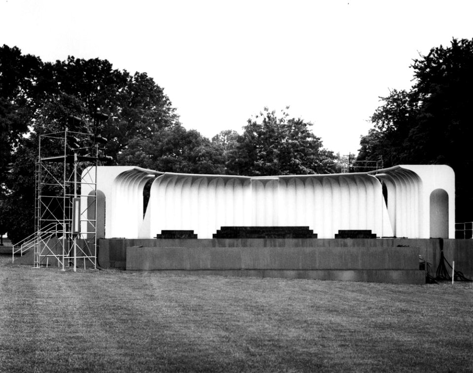 Preparations for an opera at the White House on 3 June 1963 (2)