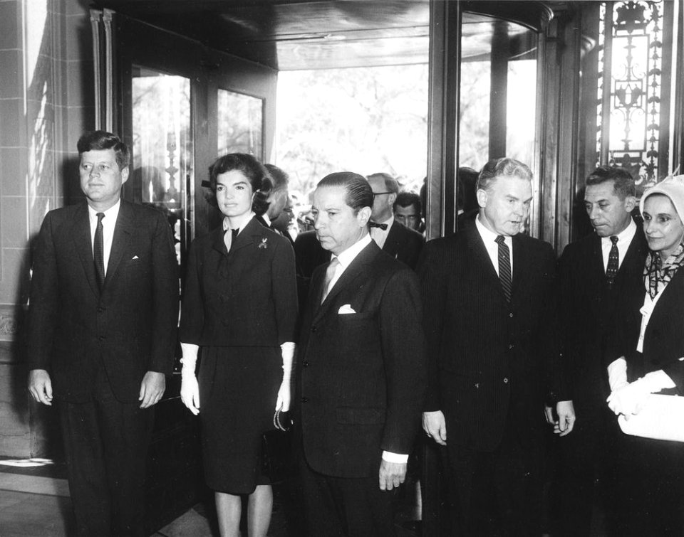 President John F. Kennedy and First Lady Jacqueline Kennedy Arrive at Pan American Union Building 02