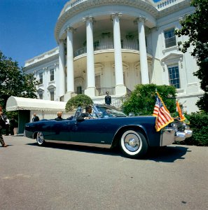 President John F. Kennedy and President Dr. Sarvepalli Radhakrishnan of India in Car Before Motorcade (4)