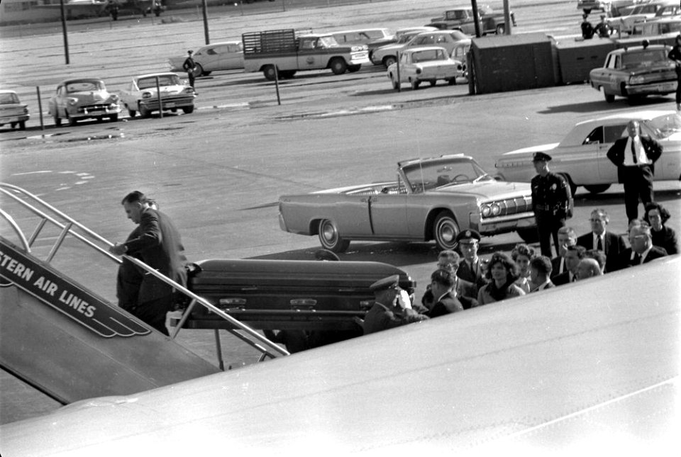 President JFK's casket is transferred to Air Force One at Dallas Love Field (04)