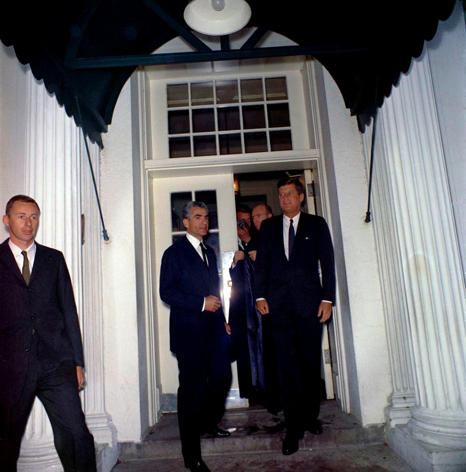 President John F. Kennedy Bids Farewell to the Shah of Iran, Mohammad Reza Pahlavi (03)