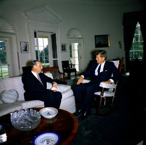 President John F. Kennedy Meets with the Ambassador of Portugal, Dr. Pedro Teotónio Pereira (02)