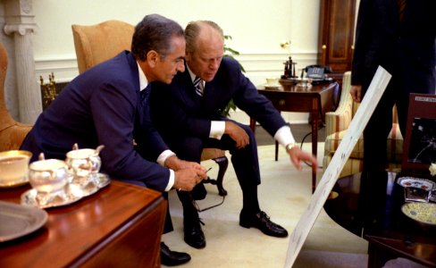 President Gerald Ford and Mohammad Reza Pahlavi photo