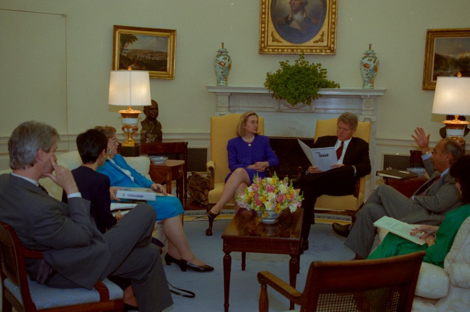 President Bill Clinton and First Lady Hillary Clinton meet with Governor John Waihee of Hawaii and others in the Oval Office (17)