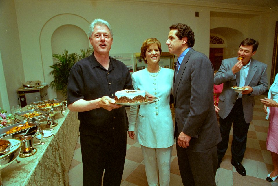 President Bill Clinton at a movie screening outside the Family Theatre of the White House (10)