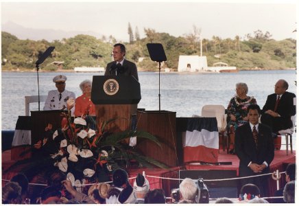 President Bush addresses the ceremony for the Fiftieth Commemorative Anniversary of Pearl Harbor at the Arizona... - NARA - 186443