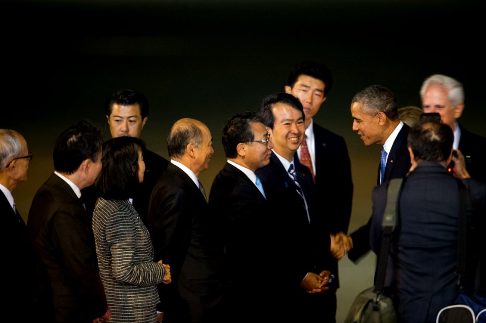 President Obama Arrives in Japan - Flickr - East Asia and Pacific Media Hub (3)