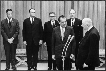 President Nixon and staff members with President Charles DeGaulle of France - NARA - 194610