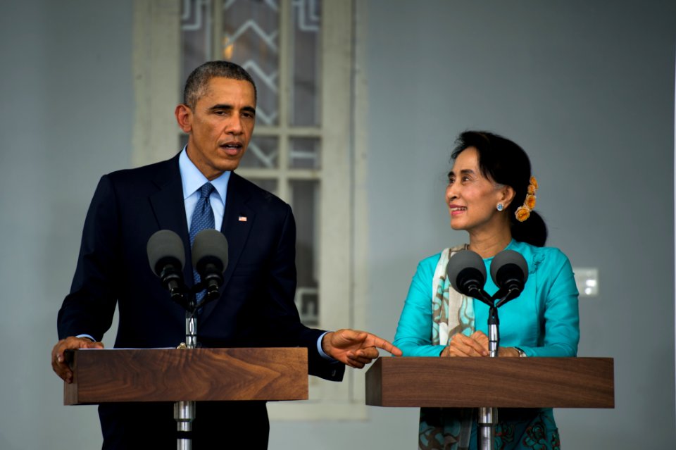 President Obama and Aung San Suu Kyi Address the Media (15601819927)