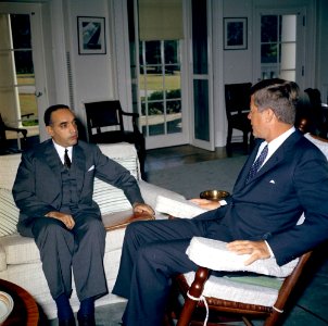 President John F. Kennedy Meets with the Ambassador of Afghanistan, Mohammad Hashim Maiwandwal (02)