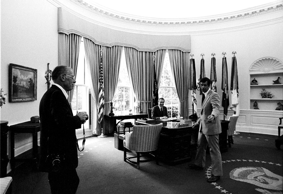 President Richard Nixon and Special Assistant Stephen Bull in the White House Oval Office