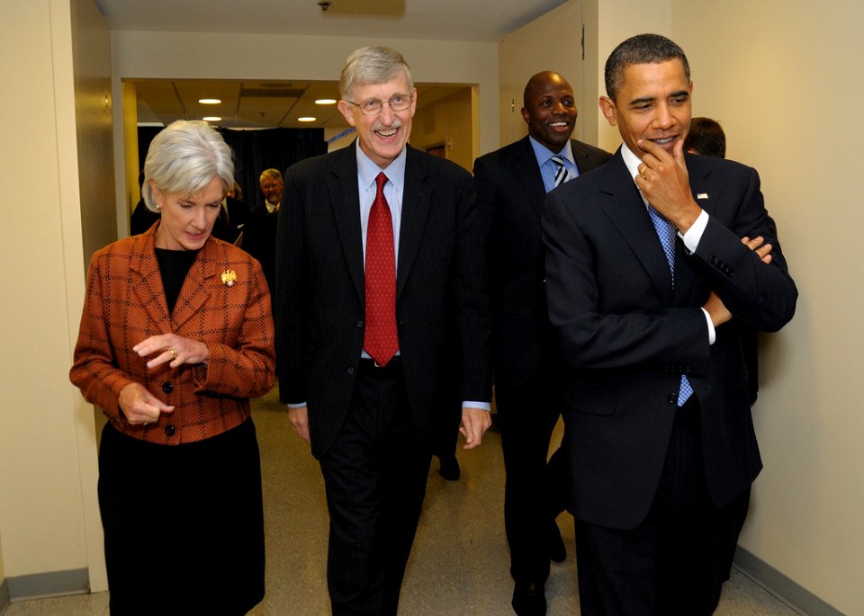 President Obama with NIH Director Francis Collins and HHS Secretary 9203045250 l (14167126160)