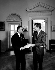 President John F. Kennedy with Ambassador of the Philippines, Amelito R. Mutuc