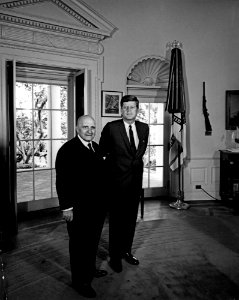 President John F. Kennedy with Italian Foreign Minister, Attilio Piccioni (02)