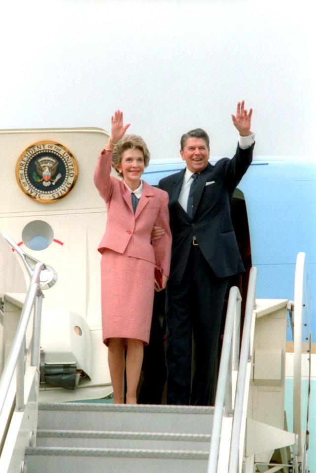 President Ronald Reagan and Nancy Reagan arriving on Air Force One
