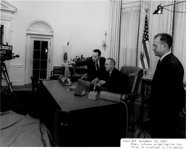 President Johnson Thanksgiving speech 1963 (3) photo
