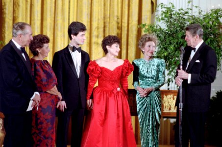 President Ronald Reagan and Nancy Reagan during the State visit of President Chaim Herzog