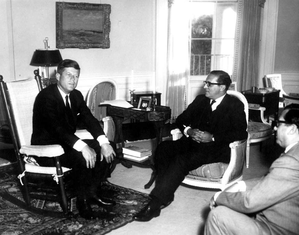 President John F. Kennedy Meets with Governor Carlos Lacerda of the State of Guanabara, Brazil (01)