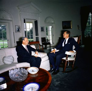President John F. Kennedy Meets with the Ambassador of Portugal, Dr. Pedro Teotónio Pereira (03)