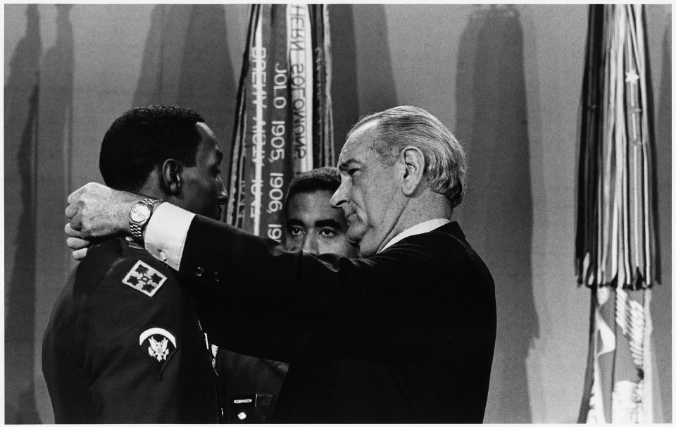 President Lyndon B. Johnson presents Medal of Honor to Specialist-5 Dwight Johnson, USA - NARA - 192526