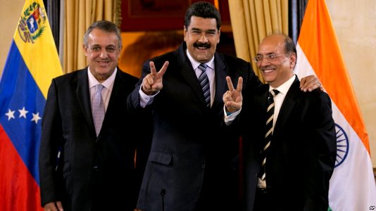President Nicolas Maduro, ONGC Executive Director Narendra Kumar Verma and PDVSA President Eulogio Del Pino