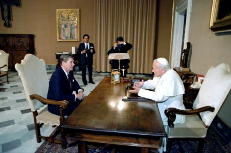 President Ronald Reagan meeting with Pope John Paul II