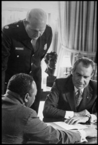 President Nixon conferring with Washington D.C. Mayor Walter Washington, and Police Chief J.W. Wilson - NARA - 194736