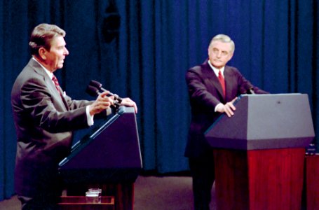 President Ronald Reagan and Democratic candidate Walter Mondale during the second debate in Kansas City, Missouri