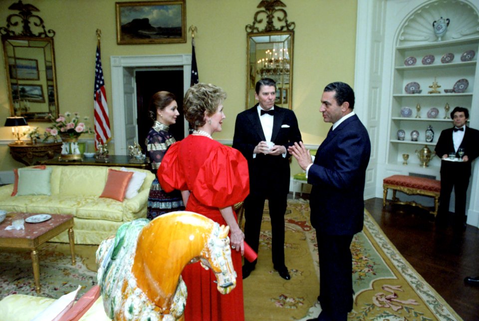 President Ronald Reagan Mohammed Hosni Mubarak Mrs. Mubarak Nancy Reagan at The State Visit of President Mohammed Hosni Mubarak of Egypt Arrival for Dinner in The Residence
