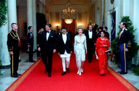 President Ronald Reagan and Nancy Reagan with Birendra Bir Kikram Shah Dev and Aishwarya Rajya Laxmi Devi Shah of Nepal