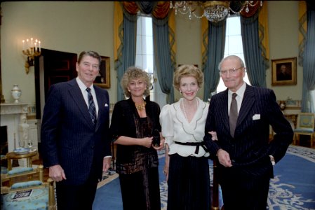 President Ronald Reagan and Nancy Reagan with Laurence Olivier and Lady Olivier