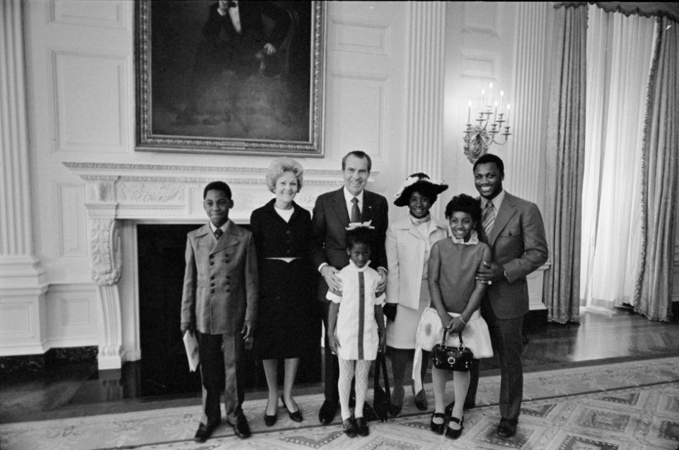 President Richard Nixon and Pat Nixon with World Heavyweight Boxing Champion Joe Frazier and Family
