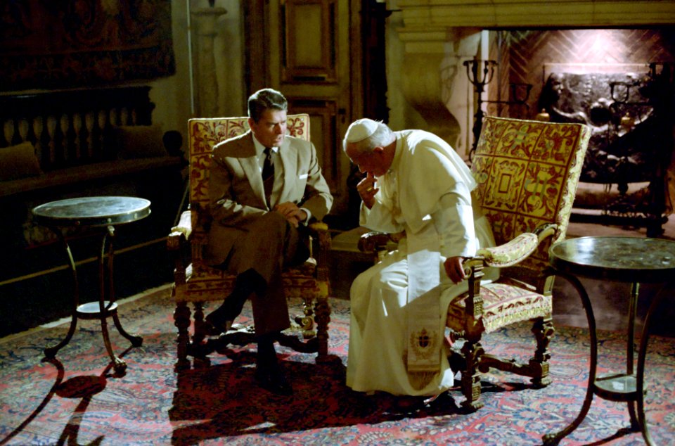 President Ronald Reagan with Pope John Paul II at the Vizcaya Museum