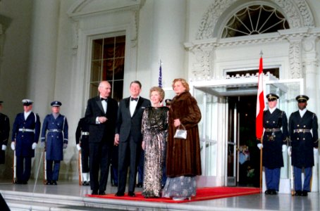 President Ronald Reagan, Nancy Reagan, Rudolf Kirchschlager, and Herma Kirchschlager