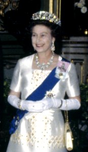 President Ronald Reagan, Queen Elizabeth II, Nancy Reagan, and Prince Philip (cropped)