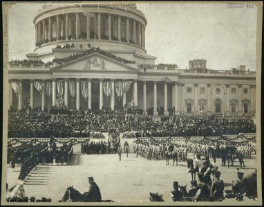 President Roosevelt taking the oath of office, Mar. 4 1905 LCCN00650954