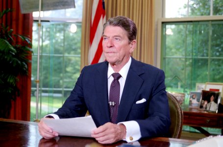 President Ronald Reagan during a speech to the Nation on the release of TWA Flight 847 hostages in Oval Office