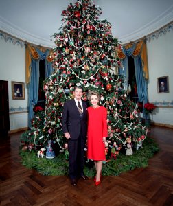 President Ronald Reagan and Nancy Reagan Christmas photograph in the Blue Room photo
