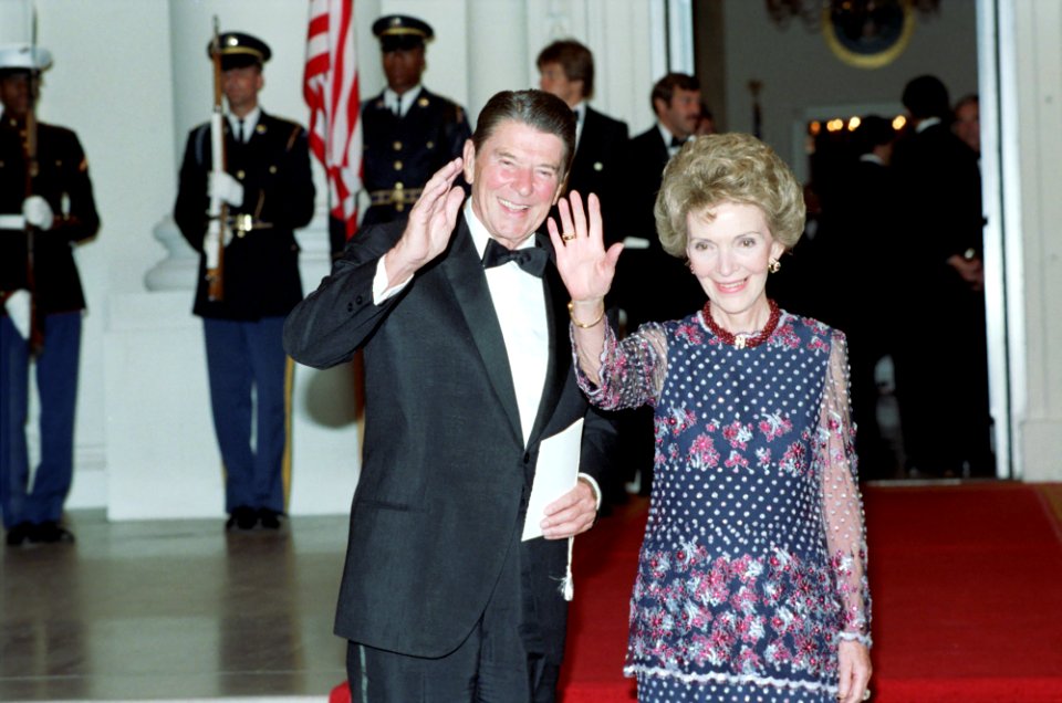 President Ronald Reagan and Nancy Reagan waving goodbye to President Karl Carstens of the Federal Republic of Germany after the state dinner