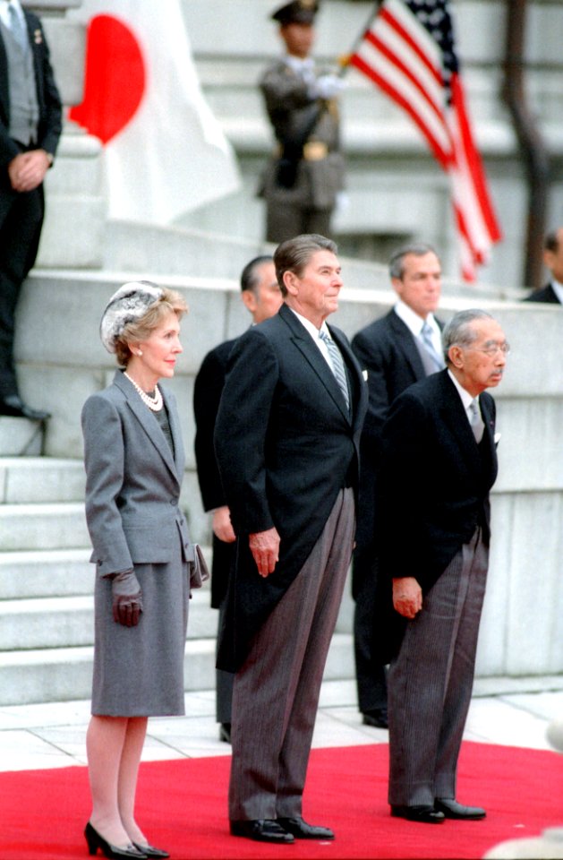 President Ronald Reagan and Nancy Reagan with Hirohito