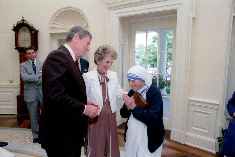 President Ronald Reagan and Nancy Reagan with Mother Teresa