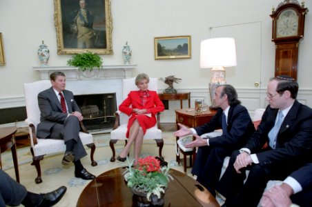 President Ronald Reagan meeting with Elie Wiesel and Peggy Tishman