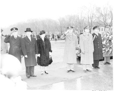 President Truman attended a ceremony at Lincoln Memorial in honor of President Lincoln's birthday. L to R, Admiral... - NARA - 199794 photo