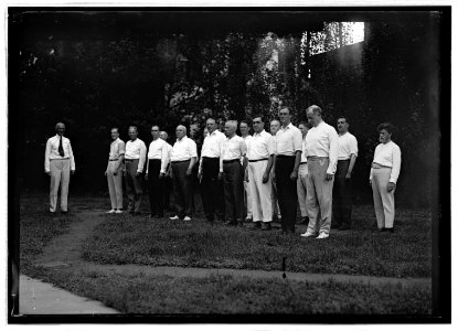 President Wilson's Cabinet preparing for exercise, Aug. 1917 LCCN2016850960