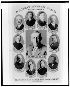 President Woodrow Wilson and cabinet LCCN98519146